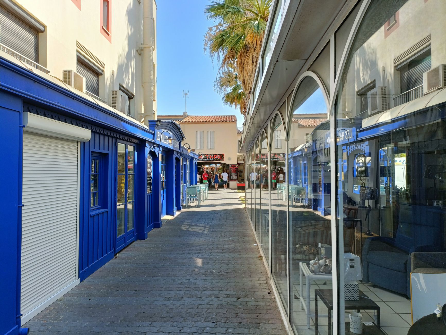 Agence immobilière commerciale équipe à Champigny-sur-Marne